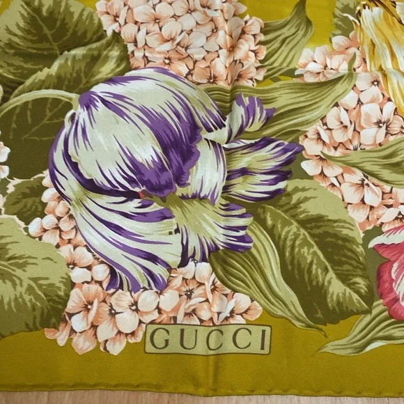 Gucci Scarf - Picture 4 of 6